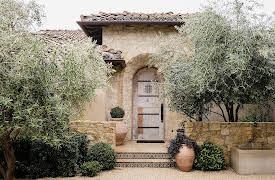 Design Defined, Season 1: Mediterranean