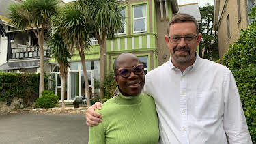 4:15 PM: Four in a Bed | More 4 | 4/8 2026