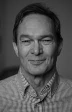 Peter Kunhardt som Director