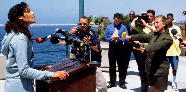 09:05: Pacific Blue (S5 E13) (S5) | TV3 | 11/9 2025