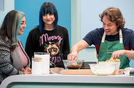 Frankie vs. the Internet: Holiday