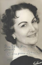 Amparo Martí como 