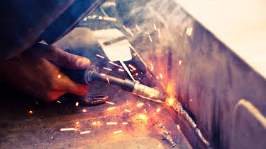 00:15: Kindig Customs (S5 E8) (S5) | Discovery Channel | 3/28 2026