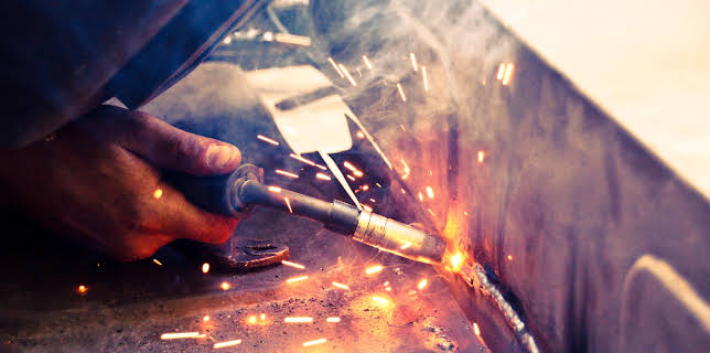 00:15: Kindig Customs (S5 E8) (S5) | Discovery Channel | 3/28 2026