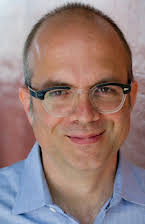 Jim Carrane como Biology Teacher