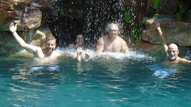 20:00: Insane Pools: Off the Deep End (S3 E11) (S3) | Animal Planet | 2/18 2026