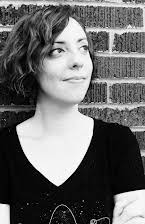 Laura Madalinski som Director