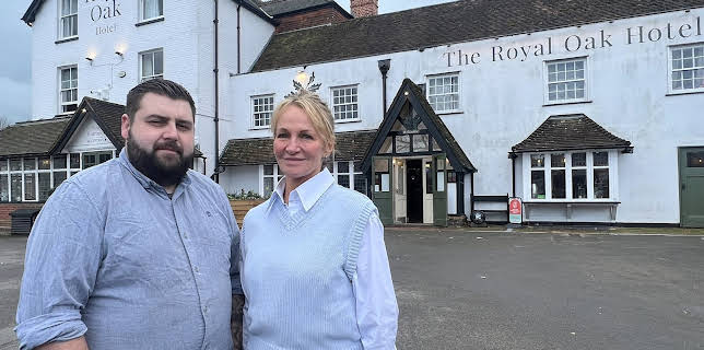 1:00 PM: Four in a Bed | Channel 4 | 11/1 2025