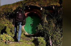 Looking for the Hobbit: Tolkien's Worlds