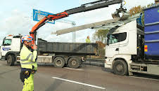 Vägens hjältar (S12 E12)