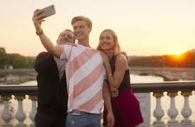 Huge in France: Épisode Sept