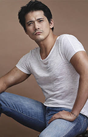 Robin Padilla as 