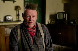 Outrageous Homes with Laurence Llewelyn Bowen: Episode 1