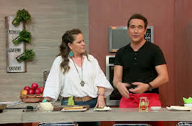 Las Netas con Gibaja season-1: Las Netas con Gibaja - Enchiladas de mole de chocolate