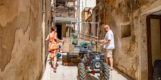 13:50: Den italienske husdrømmen (S1 E12) (S1) | TVNorge | 2/18 2026