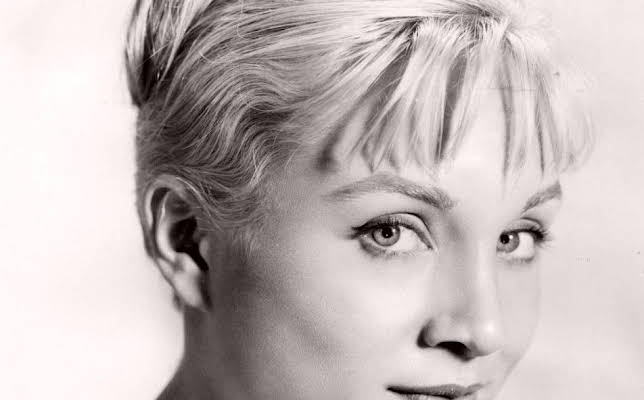 Susan Oliver