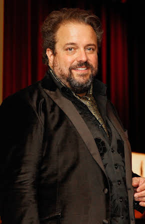 Raul Malo as 