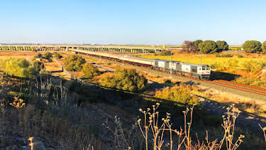 6:00 PM: World's Most Scenic Railway Journeys (S6 E9) (S6) | 5 Select | 4/8 2026