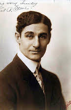 Fred Stone as 