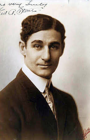 Fred Stone as 