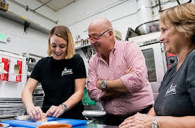 Family Dinner, Season 1: The Leon Family