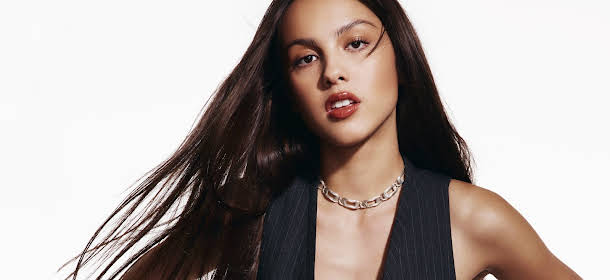 Olivia Rodrigo Surprises Fans with Cover of 'Torn'.