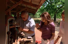 Picker Sisters Season 1: It's A Sign