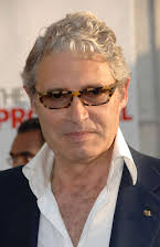 Michael Nouri som Mr. Tose