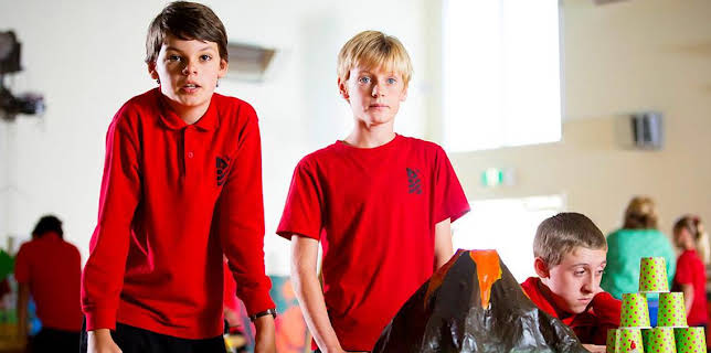 4:20 PM: Little Lunch (S1) | CBBC | 11/21 2025