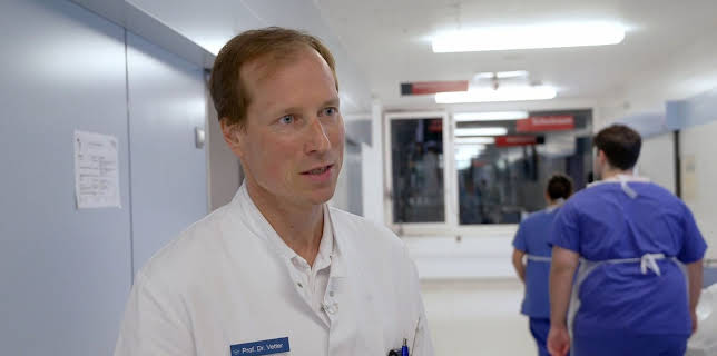 21:00: Die Unfallklinik | SWR Fernsehen RP | 12/11 2025