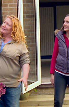 Charlie Dimmock as 