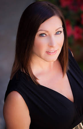 Ginger Horne as 