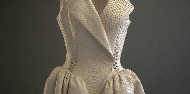 Alaïa, The Couturier Who Shaped Women (2022)