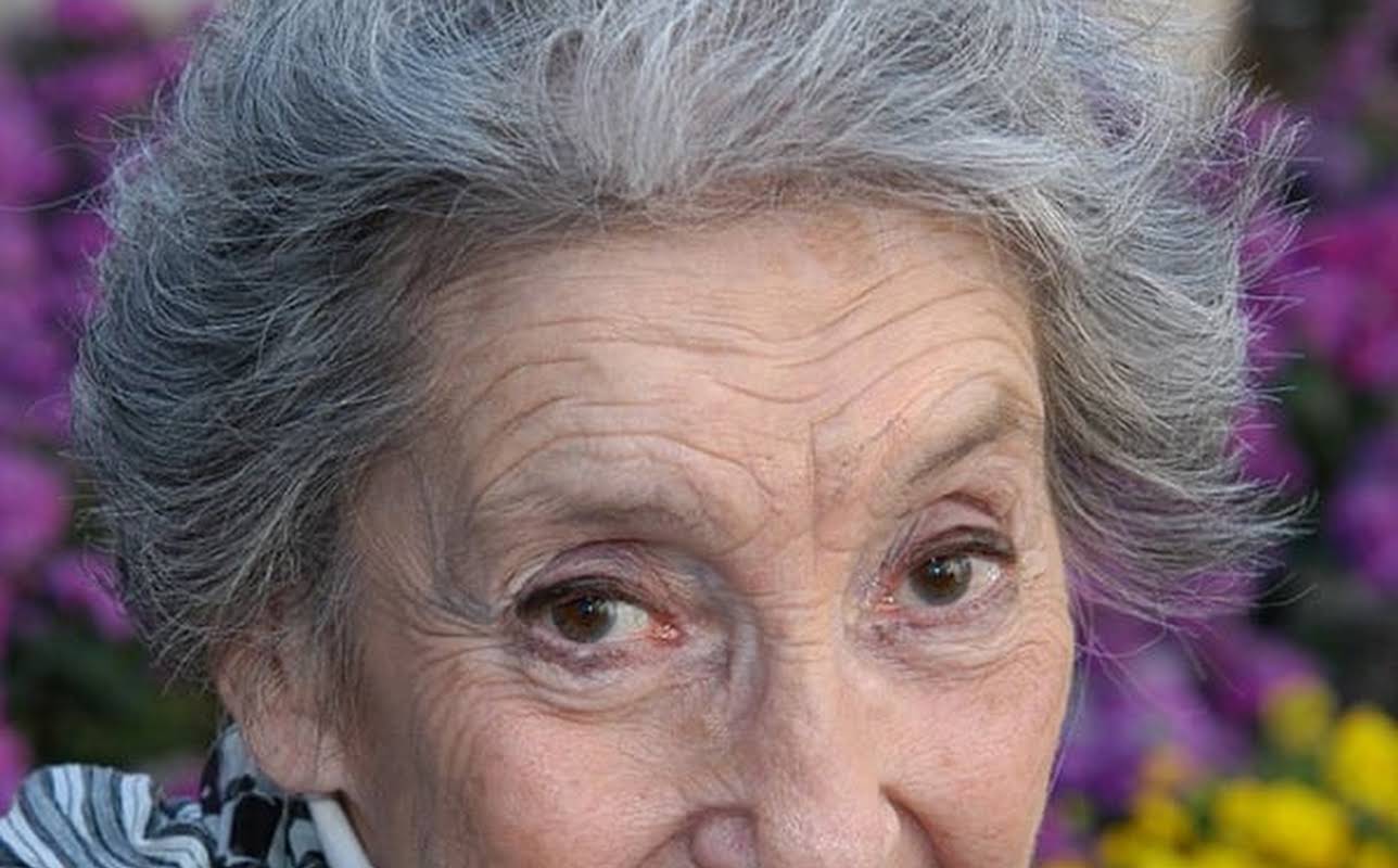 Frances Bay