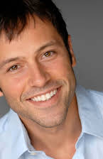 Devin Ordoyne som Dramatization - Robert Berchtold