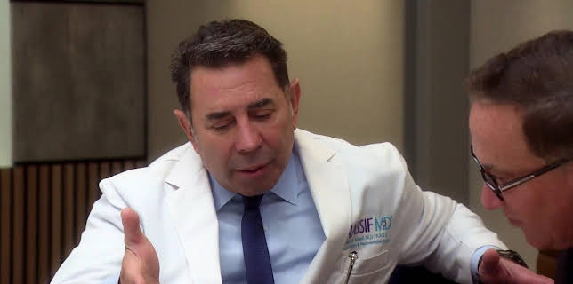 23:45: Verpfuscht - Ein Fall für die Beauty-Docs | Sixx | 12/24 2025