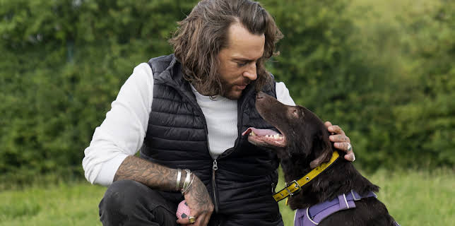 7:00 PM: Pete Wicks: For Dogs' Sake (S1 E1) (S1) | W | 11/22 2025