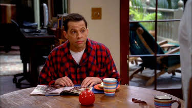 21:10: Two and a Half Men (S8 E11) (S8) | Kanal 9 | 5/6 2026