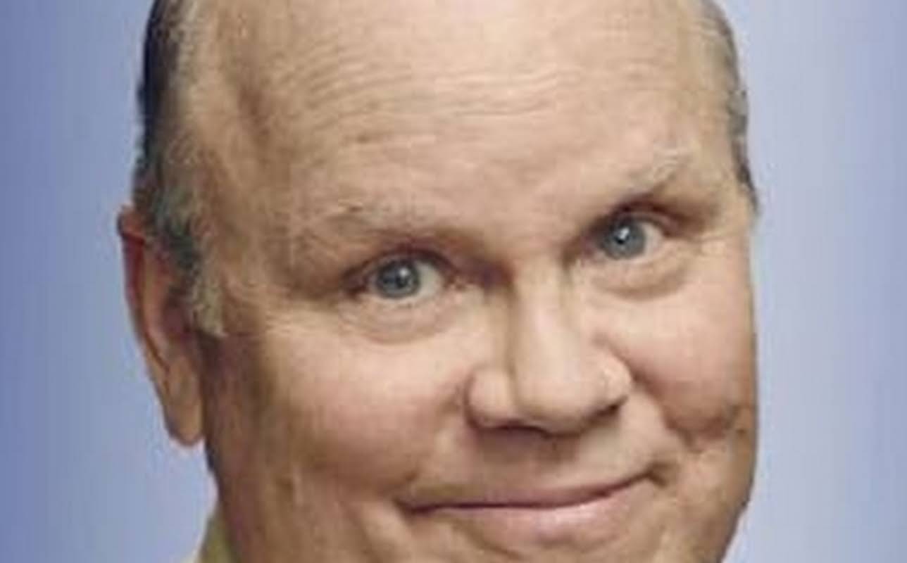 Dirk Blocker