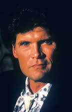 Everett McGill como Eddie Caldwell