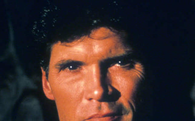Everett McGill