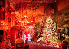 Deck the Halls: The Luxury...