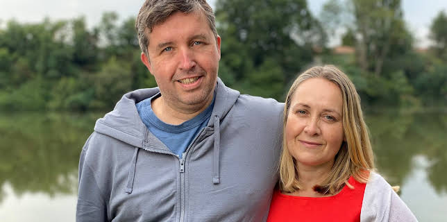 5:50 PM: A Place in the Sun | More 4 | 12/31 2025