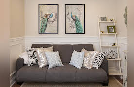 Beach Flip Season 1: A Few Good Dens