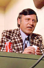 Andrew Duncan som Director