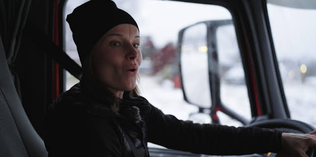 20:00: Frusna vägar (S16 E4) (S16) | TV3 | 11/17 2025