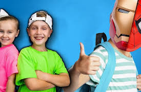 KidCity: Little Flash's Halloween Hacks!