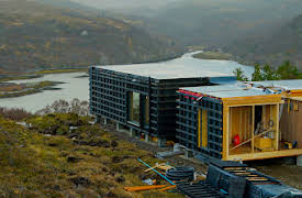 Impossible Builds: 6. Huge Family Home