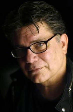 Steve Zaillian as 