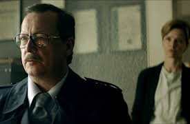 Dark Woods (Dubbed): The Double Decker